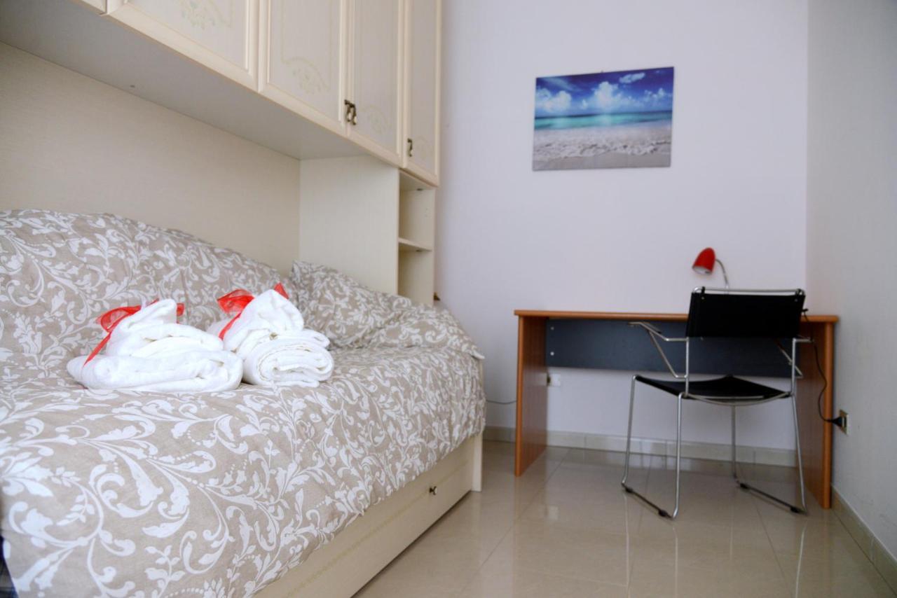 "La Casa Di Mariagrazia" Appartamento 4 Locali Sammichele Di Bari Bagian luar foto