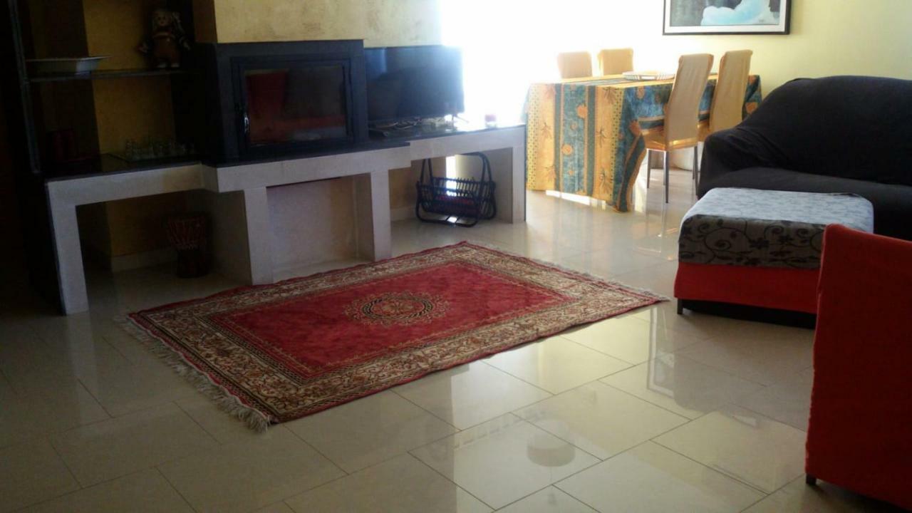 "La Casa Di Mariagrazia" Appartamento 4 Locali Sammichele Di Bari Bagian luar foto